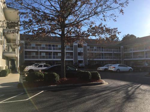 InTown Suites Extended Stay North Charleston SC - Mazyck - image 5